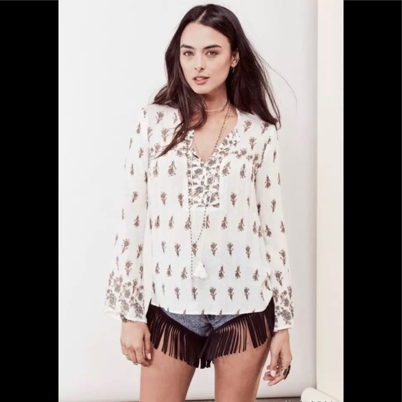 Lovestitch Swiss Dot long sleeve blouse - Picture 2 of 8